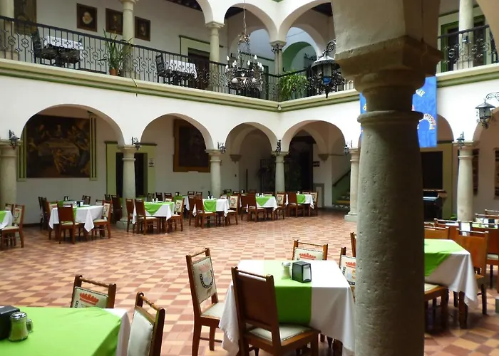 Hotel Monte Alban - Solo Adultos