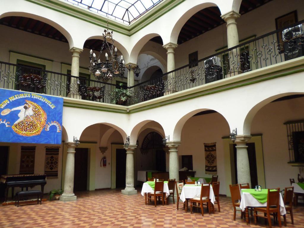 Monte Alban - Solo Adultos Hotel Oaxaca