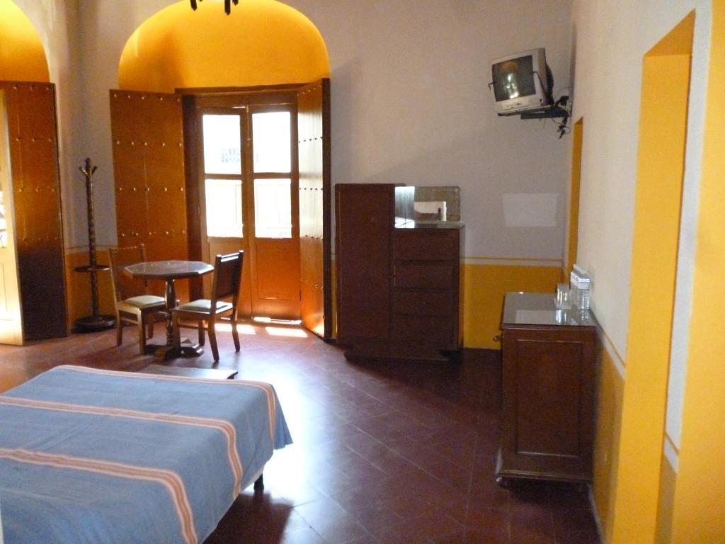 Monte Alban - Solo Adultos 3*